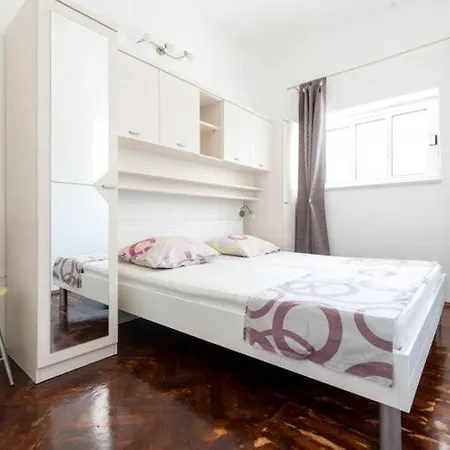 Lägenhet Kirigin - Two Bedroom With Terrace And Sea View Toni