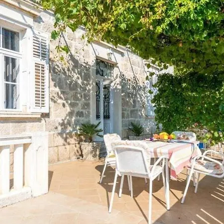 Kirigin - Two Bedroom With Terrace And Sea View Toni Dubrovnik